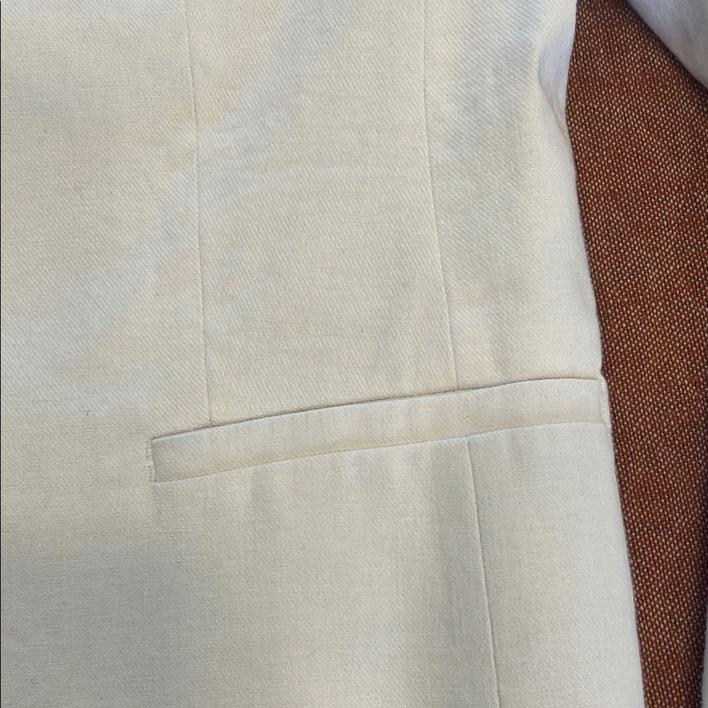 White Blazer by Banana Republic - Picture 9 of 14